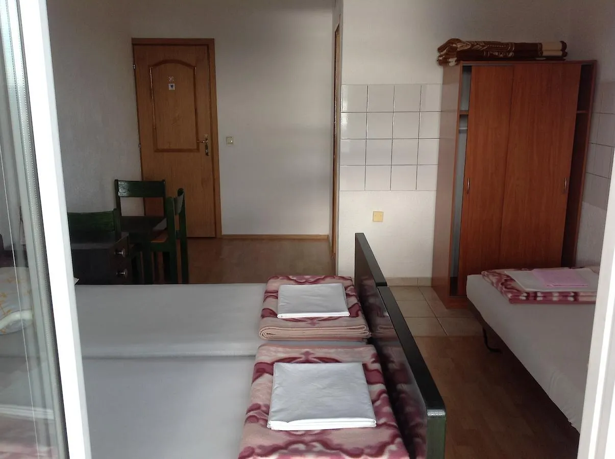 *** Frühstückspension Katarina Apartments And Rooms Sibinj Krmpotski Kroatien